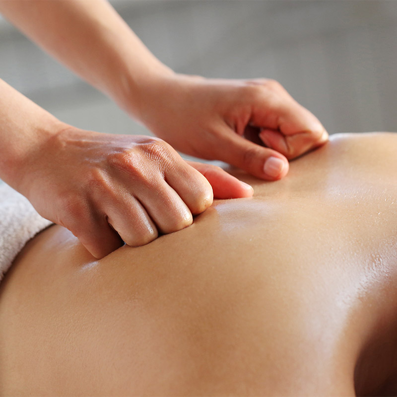 Massaggio Decontratturante tradizionale